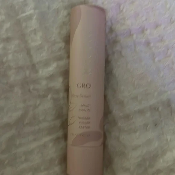 NIB VEGAMOUR GRO BROW SERUM $68 - Picture 2 of 5